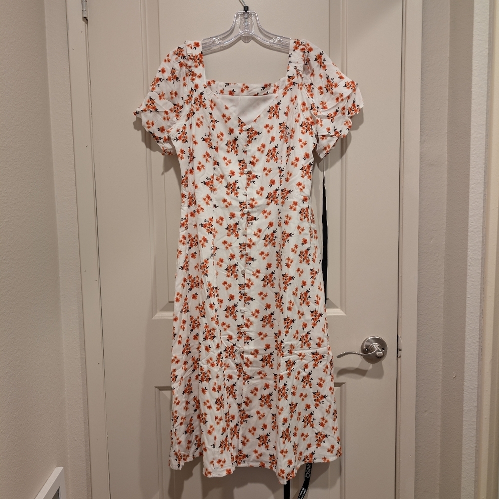 NWT! JNSQ White with Floral print Marianne SUNDRESS size 6